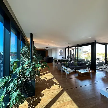 172 Qm Luxus Penthouse Stadtmitte, Sauna, Fitness דירה *